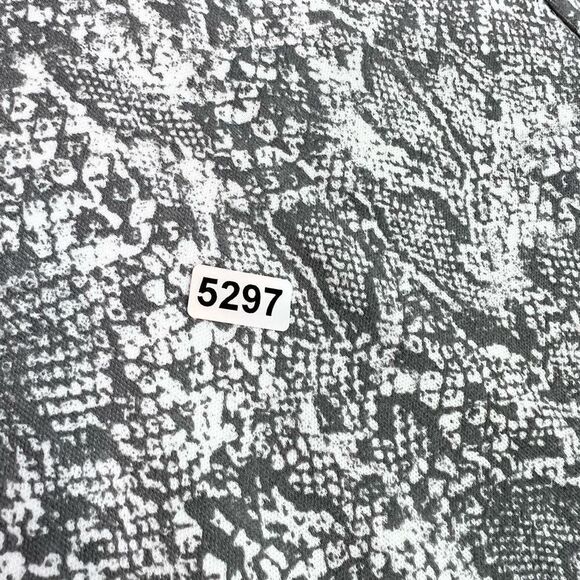 Chico's Tunic Top Women's 4X Slate Gray Snake Long Sleeve Mock Neck Back Zip NWT - Picture 12 of 12